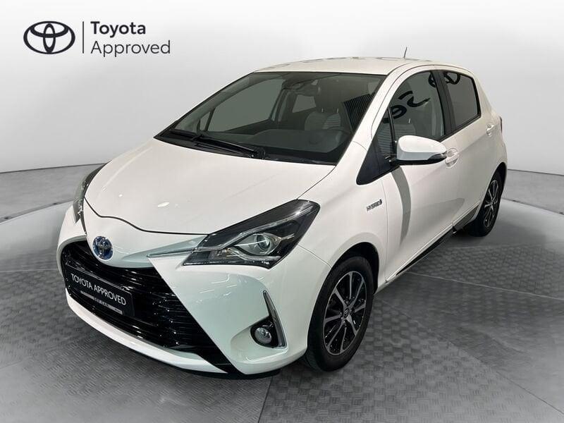 Toyota Yaris 1.5 Hybrid 5 porte Active X NEOPATENTATI + CERCHI IN LEGA