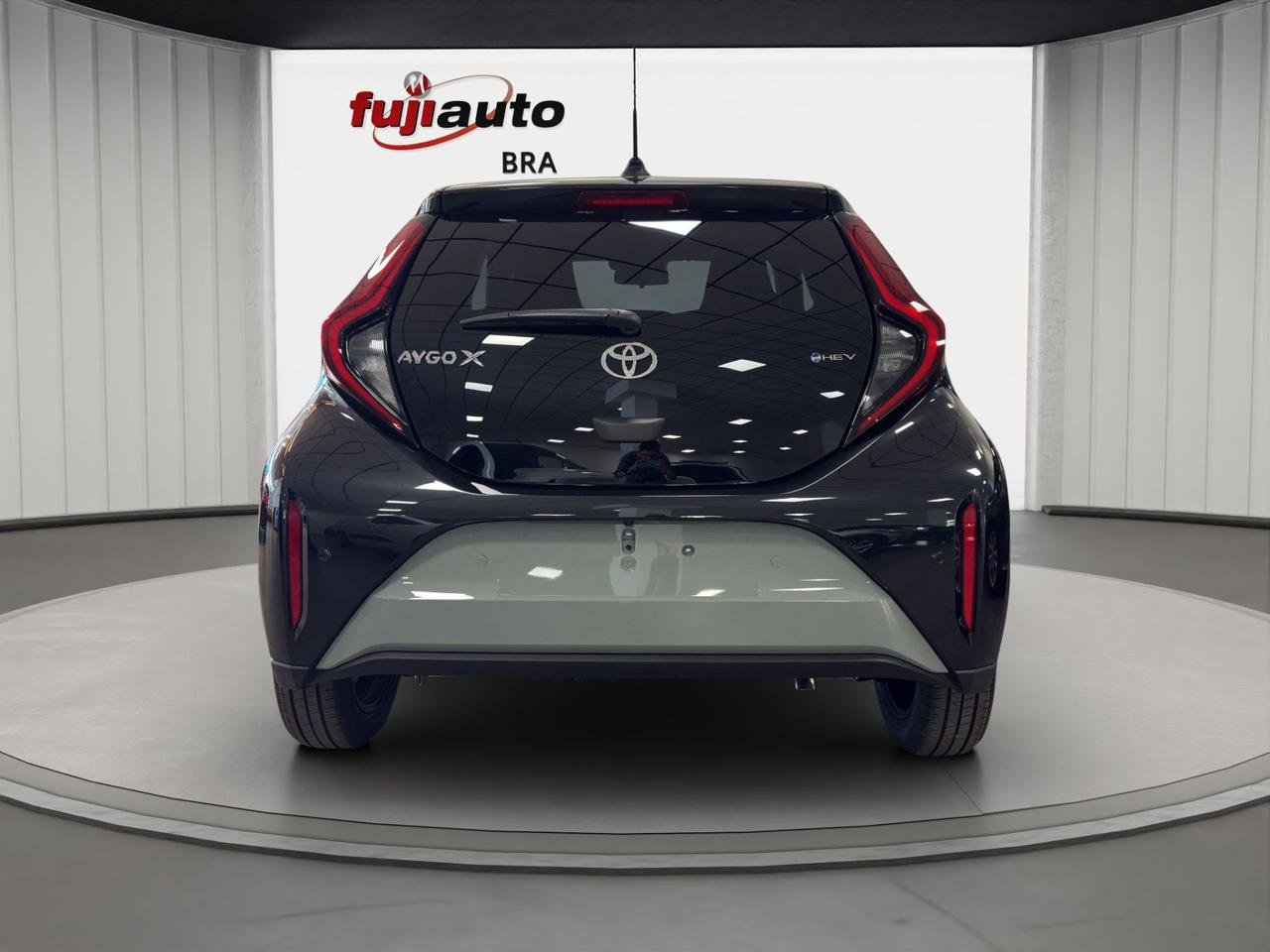 Toyota Aygo X 1.5 hybrid Icon e-cvt