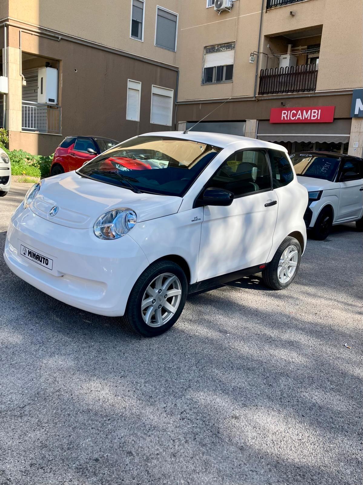 AIXAM MINAUTO BIANCA 2021