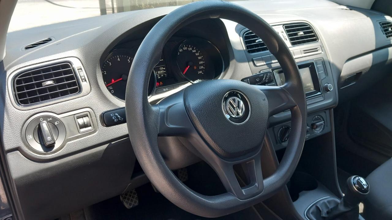 Volkswagen Polo 1.0 MPI 5p. Trendline