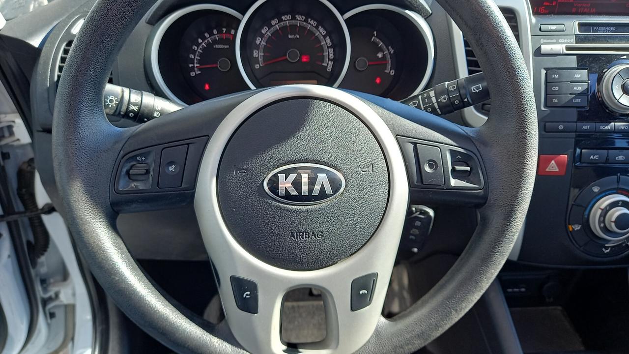 Kia Venga 1.4 CVVT Active Tetto Panoramico