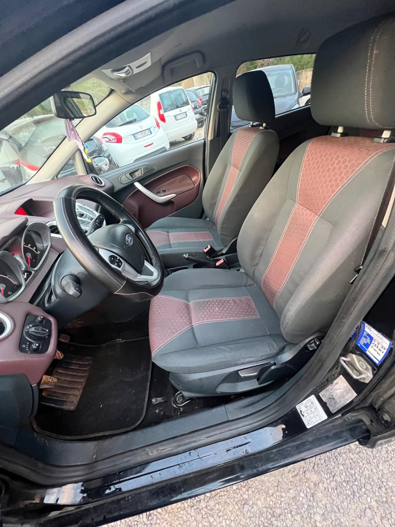 Ford Fiesta 1.4 96CV aut. 5 porte Titanium