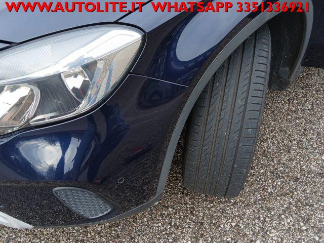 MERCEDES-BENZ GLA 220 Automatic 4Matic Business Extra Sport