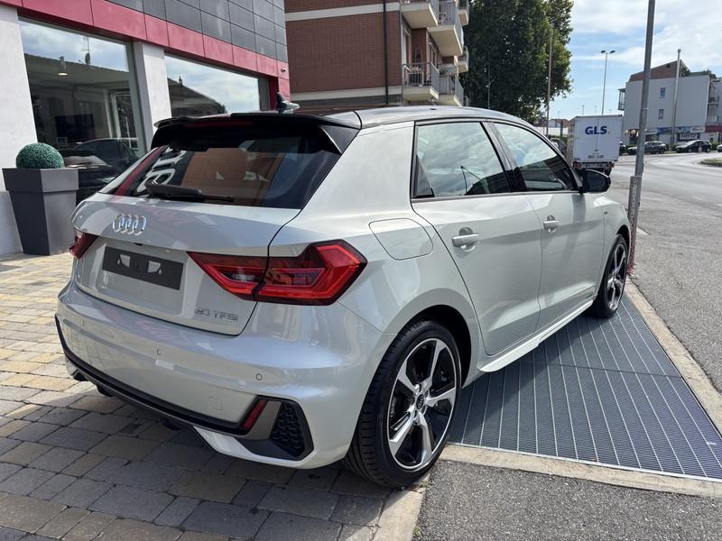 Audi A1 Sportback 30 1.0 tfsi S Line Edition 116cv s-tronic LED-PHONE APPS-17"