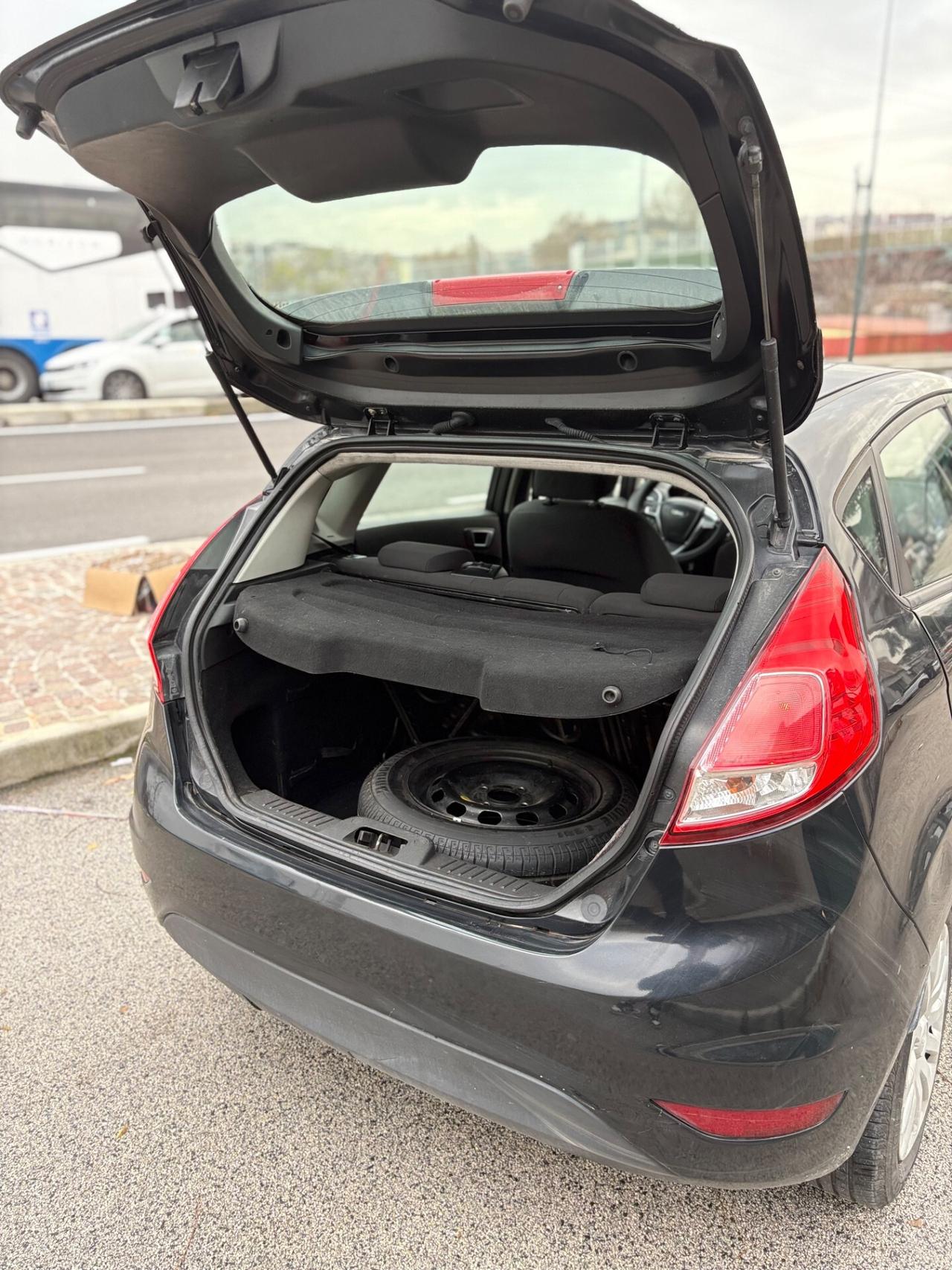 Ford Fiesta 1.2cc Benz/GPL TOUCH & NAVIGATORE