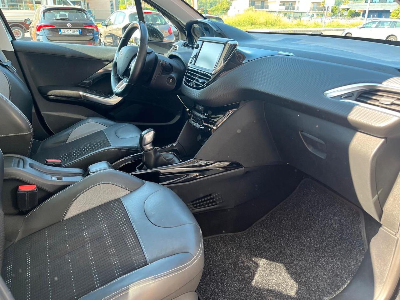 Peugeot 2008 2008 1.2 puretech t Allure s