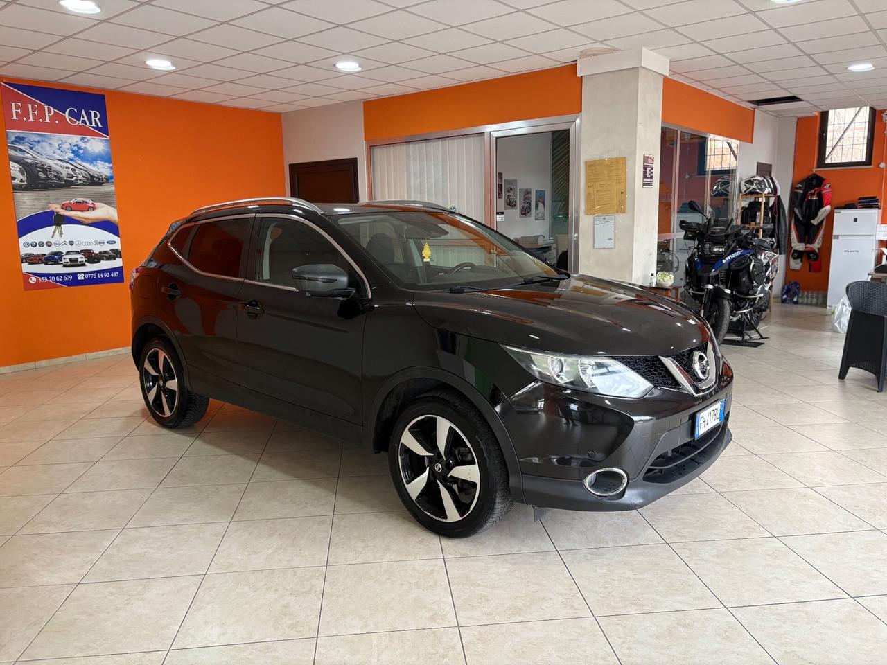 Nissan Qashqai 1.5 110CV dCi Tekna tetto navi permute finanziamenti