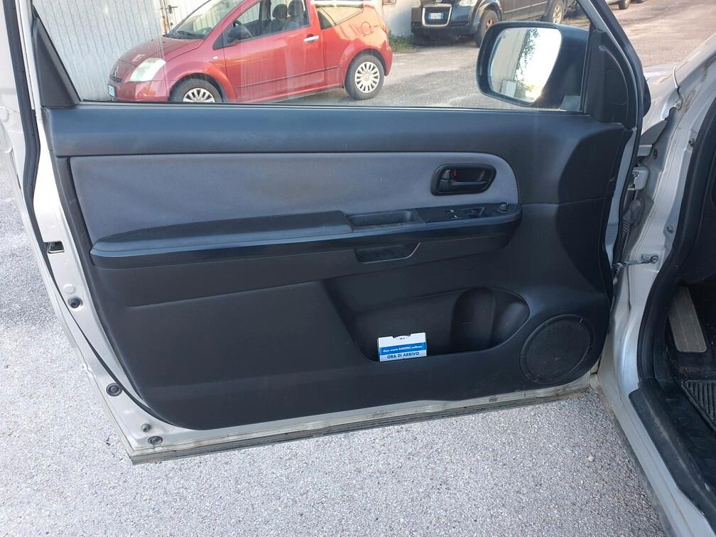 Suzuki Grand Vitara 1.6i 16V 3p. 4WD Metano