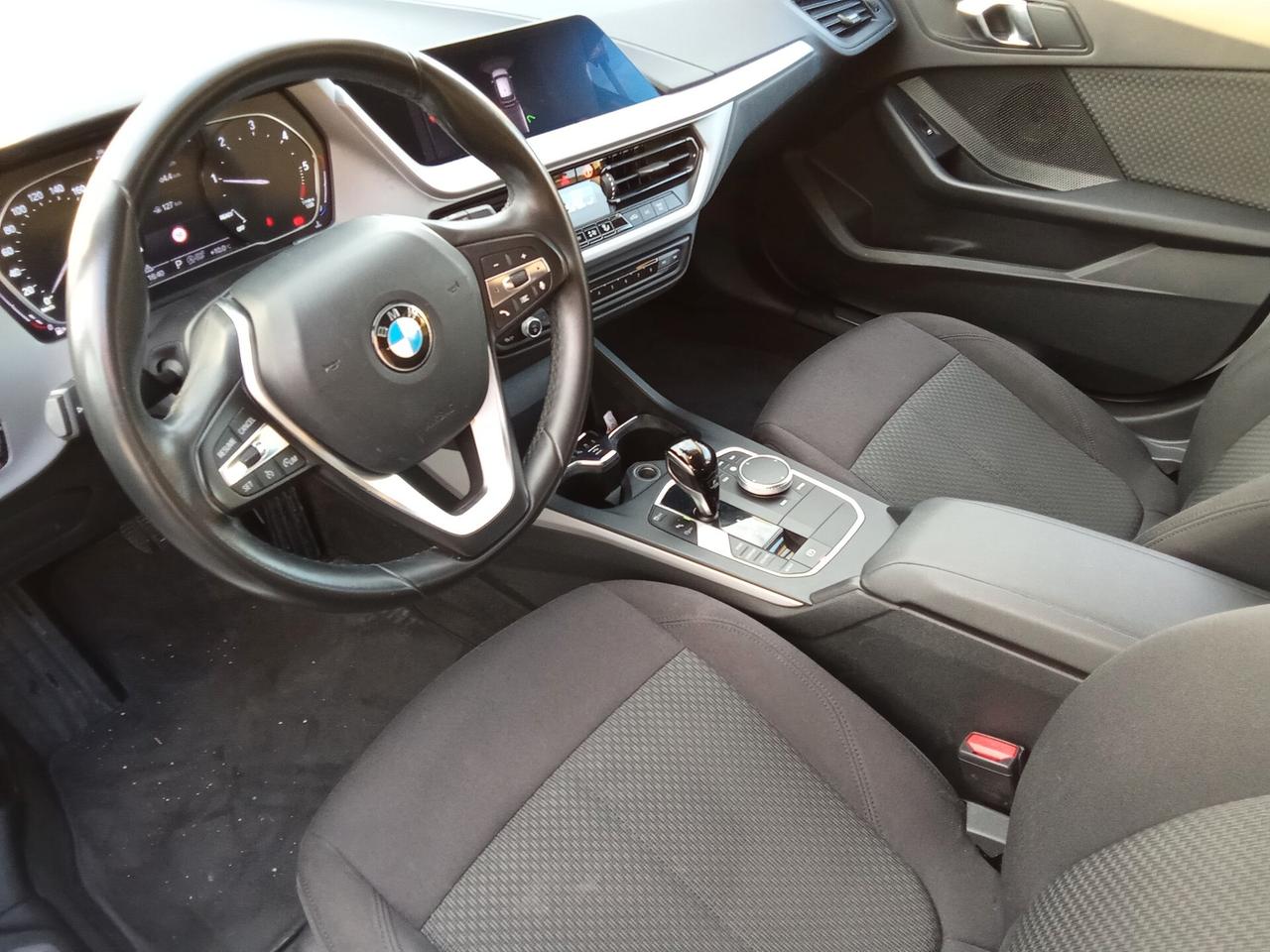 Bmw 116 116D M-SPORT 116CV FULL NAVI LED CERCHI 19 UNIPRO