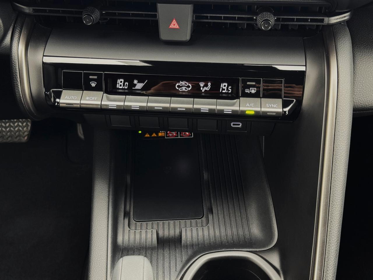 Toyota C-HR 1.8 HEV Trend FWD E-CVT 140CV