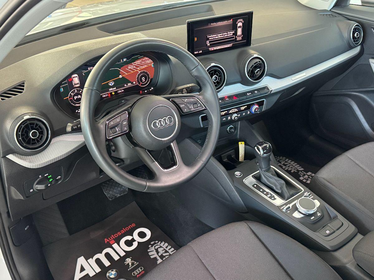 AUDI Q2 2.0 TDI S-tronic Edition Cockpit 2022