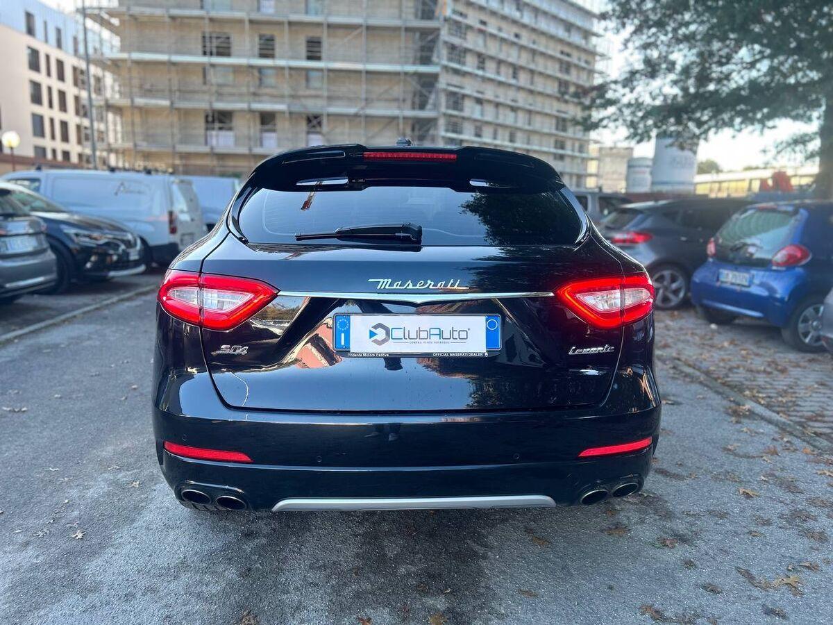 Maserati Levante 3.0 V6 430cv auto