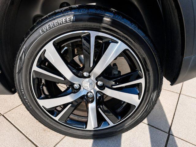 PEUGEOT 2008 BlueHDi 100 Cv Pelle Clima Aut. Navi Neo Patentati