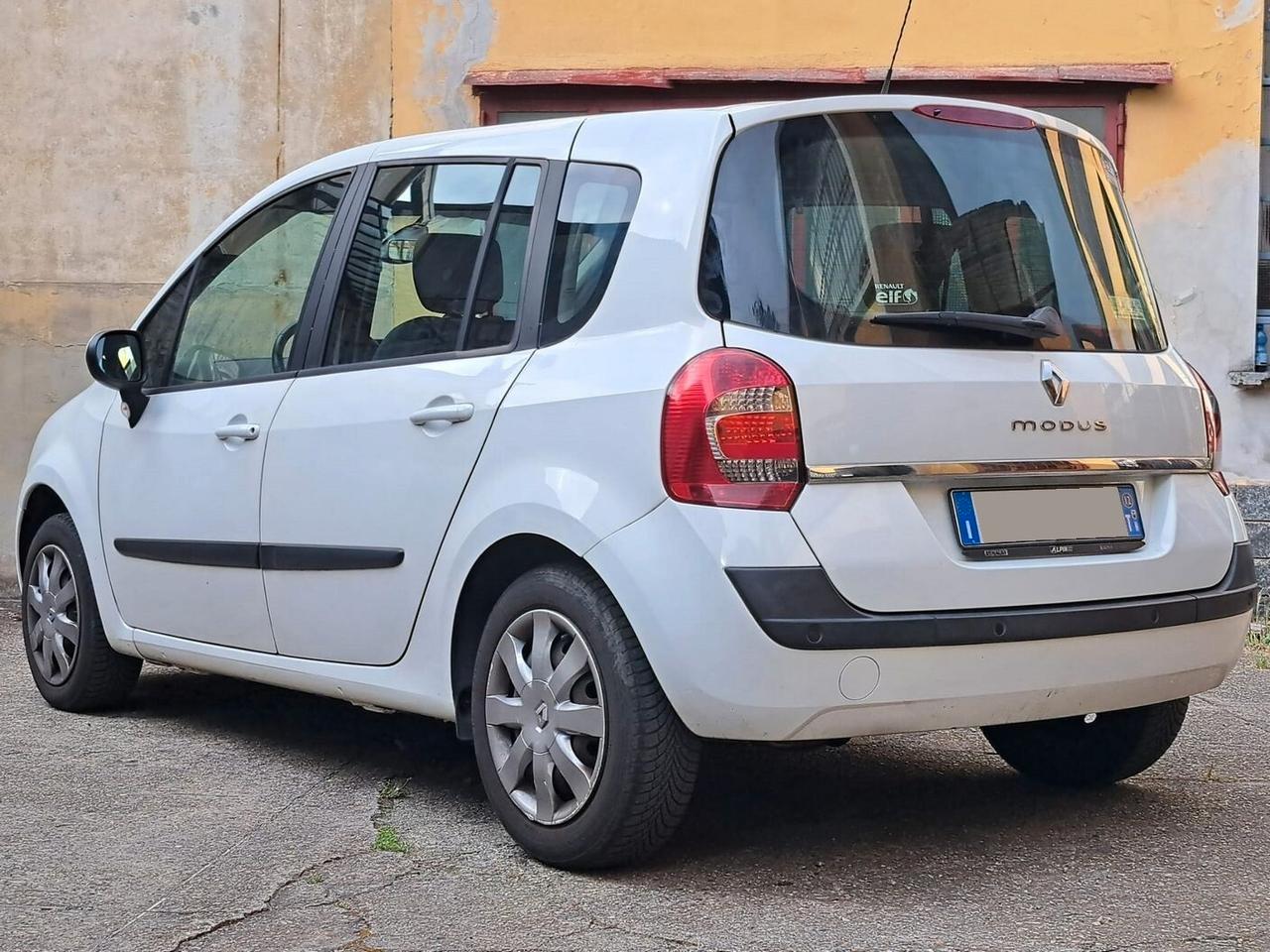 Renault Modus Grand 1.2 16V TCE Live
