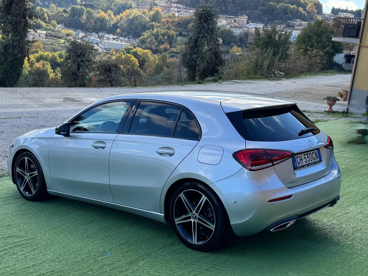 Mercedes-benz A 180 d Automatic Sport(mot.mercedes)