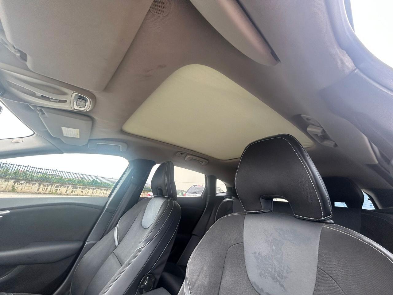 Volvo V40 D2 1.6 Kinetic 2013