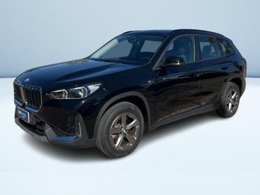 BMW X1 23 i Mild Hybrid 48V xLine xDrive DCT