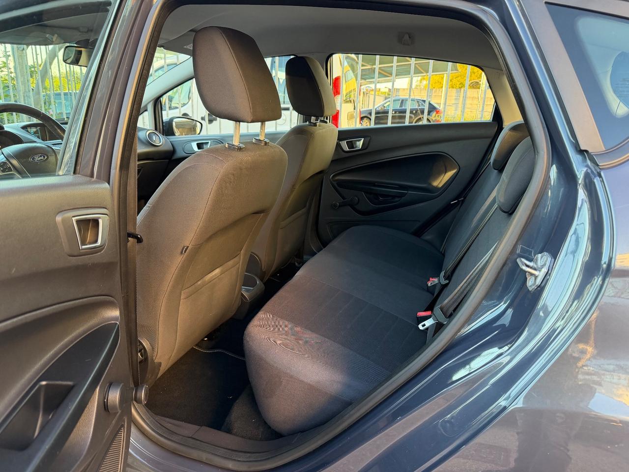 Ford Fiesta 1.5 TDCi 75CV 5 porte
