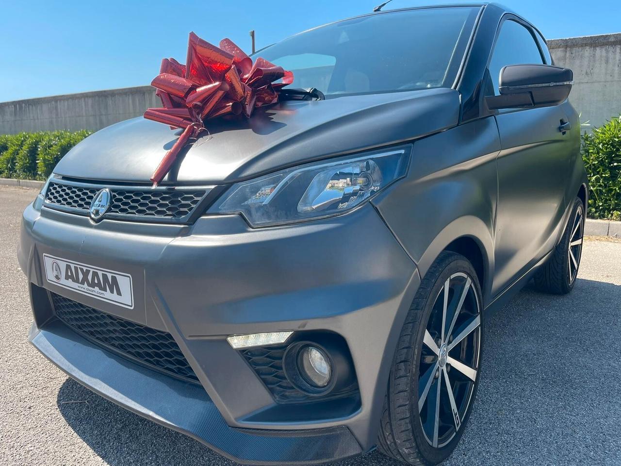 Minicar Aixam GTO Carbon look Pronta Consegna