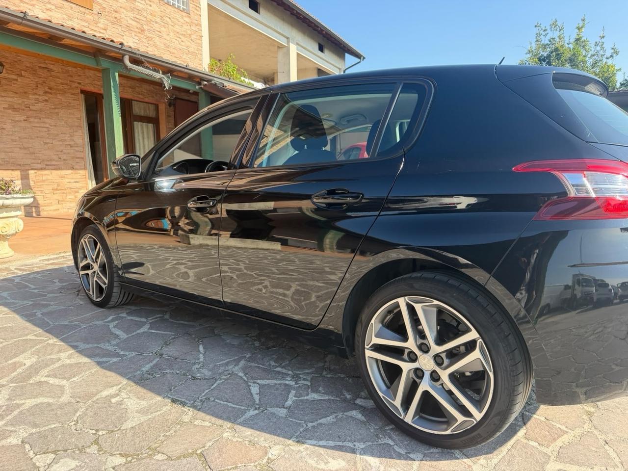 Peugeot 308 BlueHDi 120 S&S GT Line neopatentato