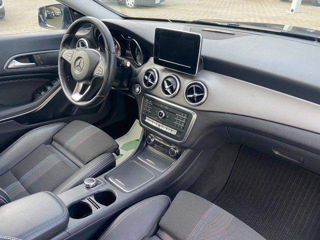 MERCEDES-BENZ CLA 200 d Automatic Sport