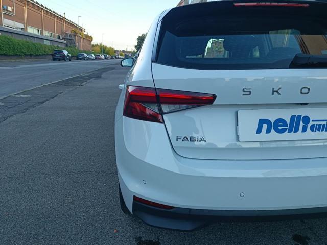 SKODA Fabia 1.0 MPI 80 CV Young Edition