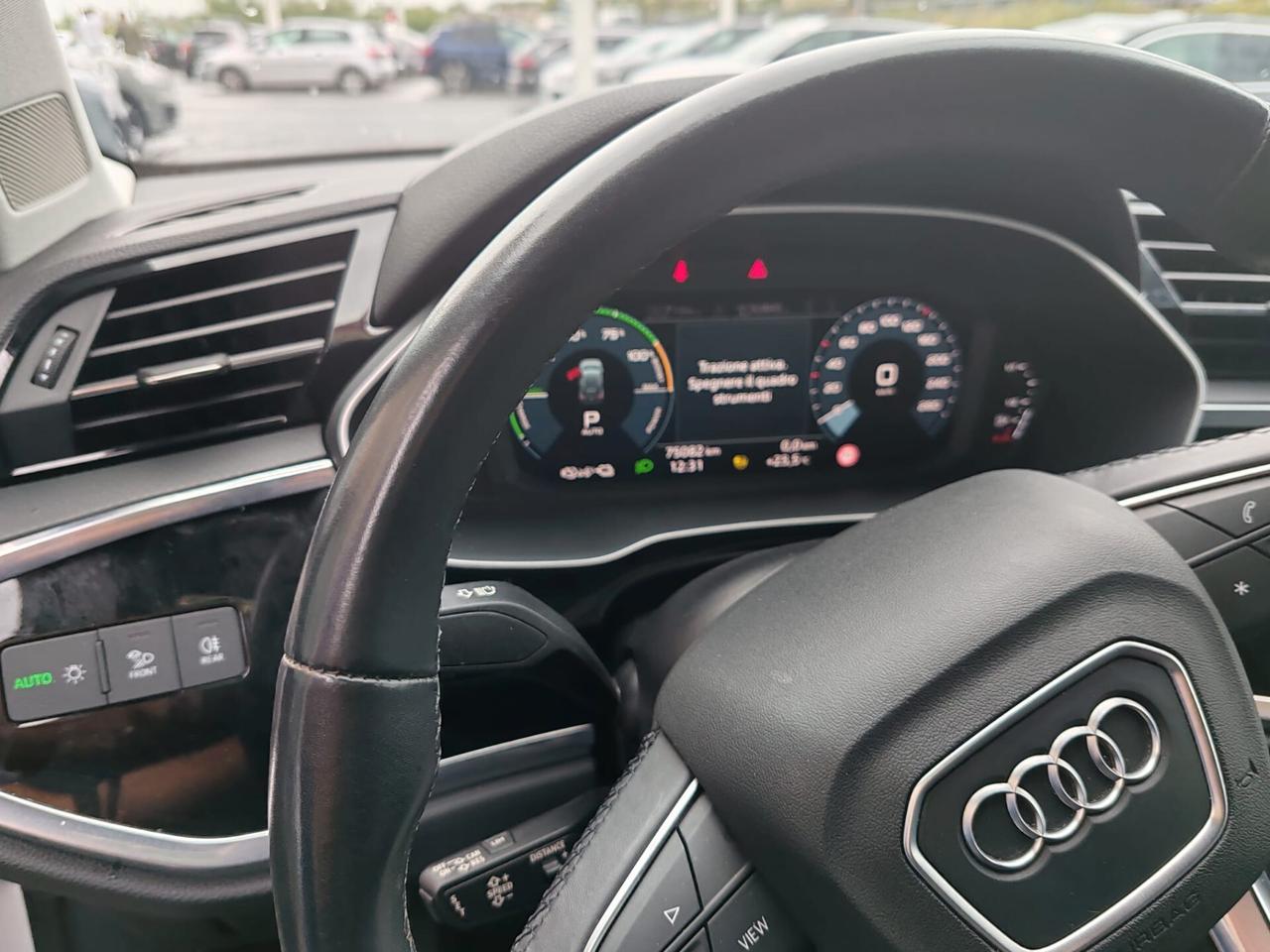 Audi Q3 35 TFSI S tronic E-TRON line edition