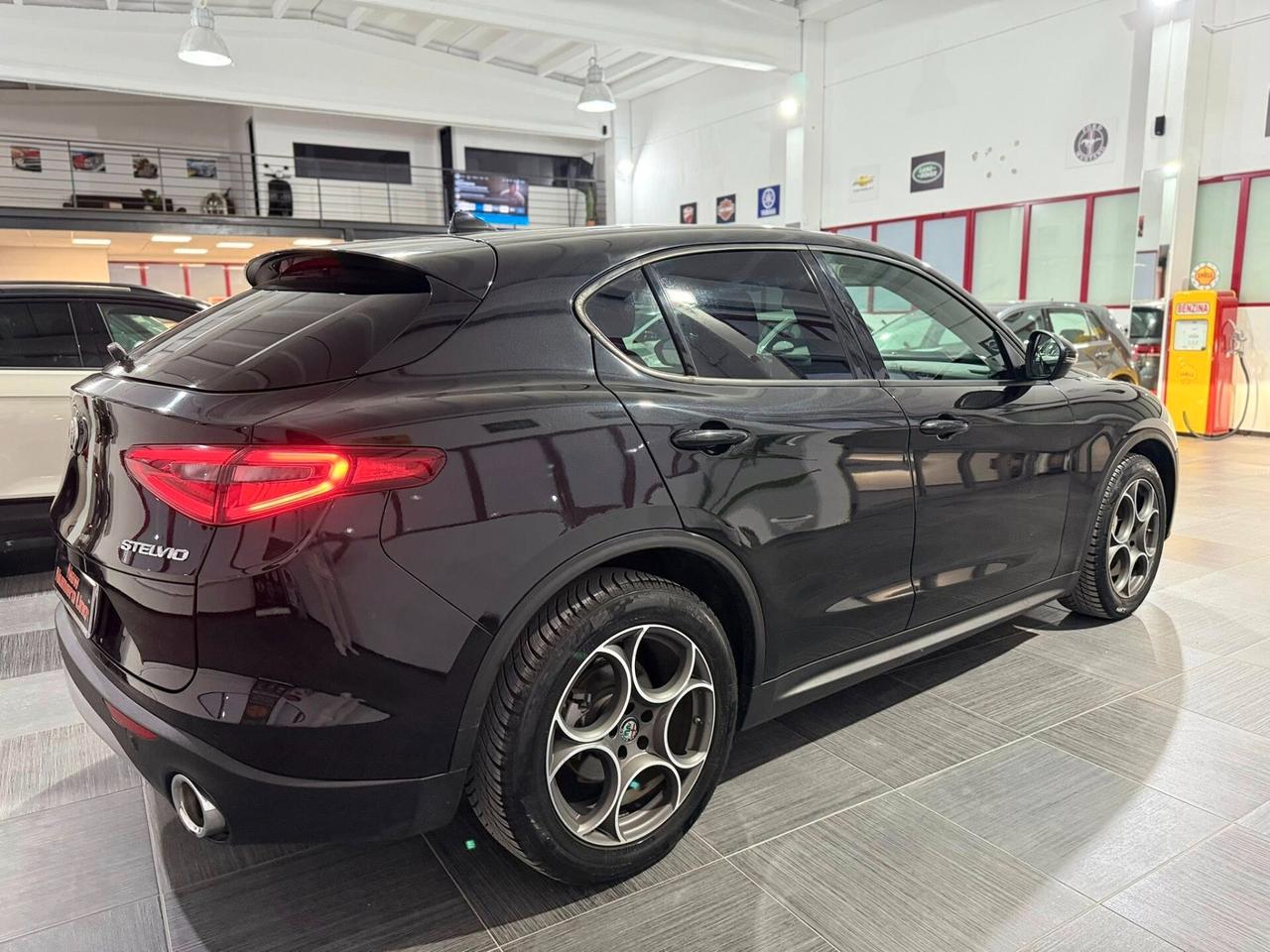 STELVIO 2.2 TD 160 CV AT8 RWD BUSINESS