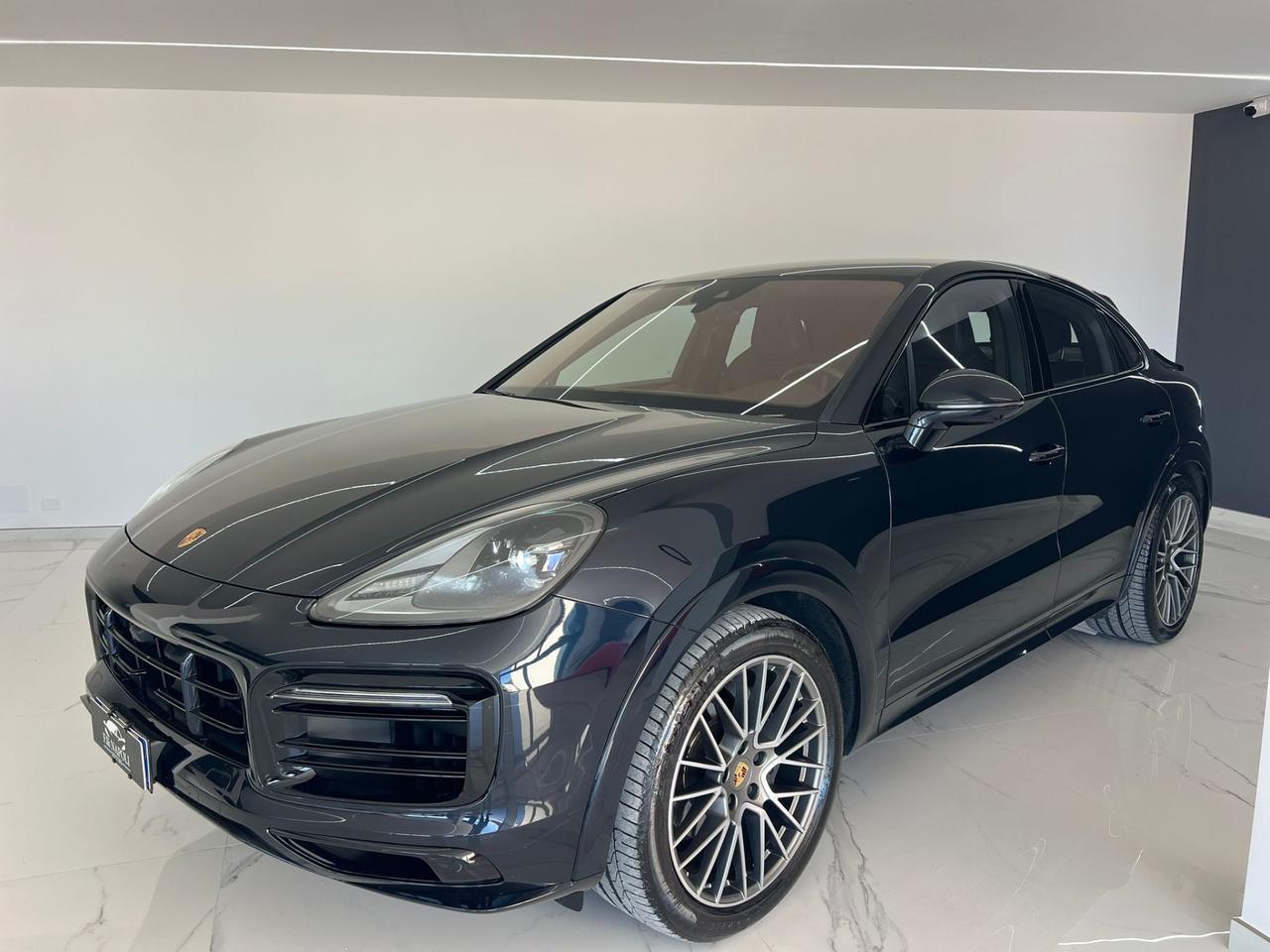 Porsche Cayenne Coupé 3.0 V6 Platinum Edition iva esposta