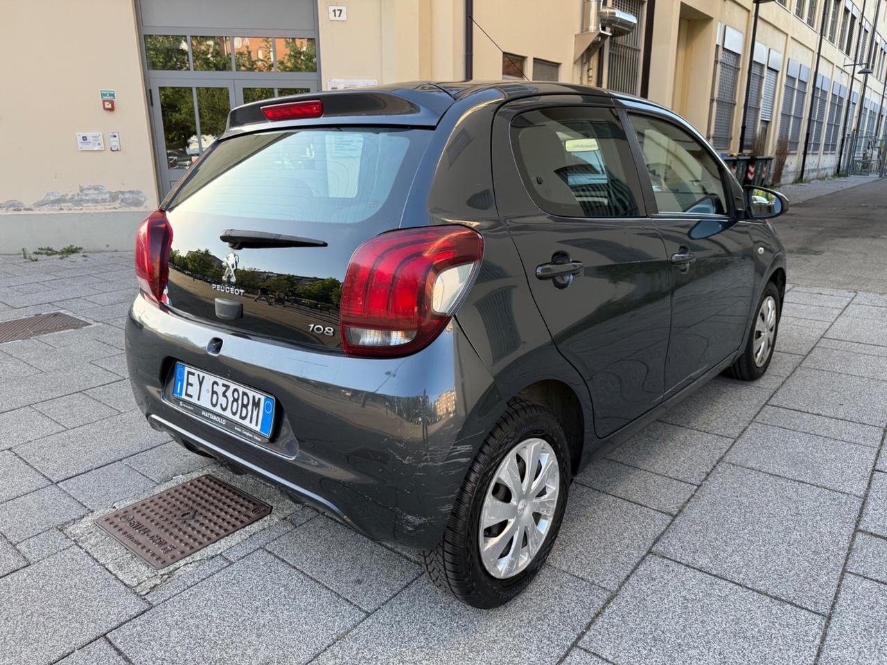 Peugeot 108 VTi 68 5 porte Allure TOP!