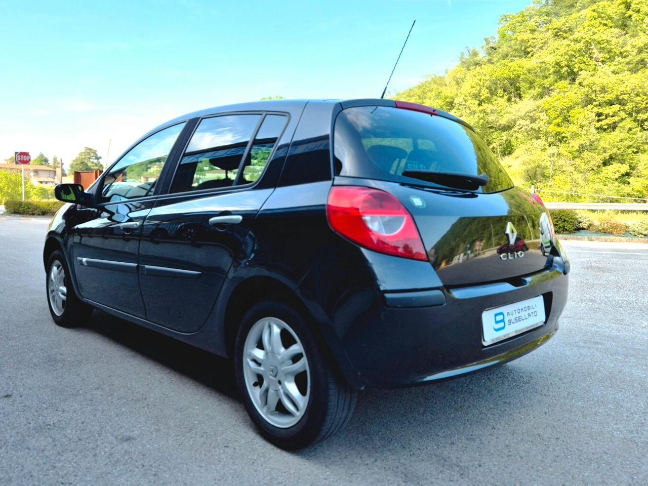 Renault Clio Storia 1.2 5 porte Confort