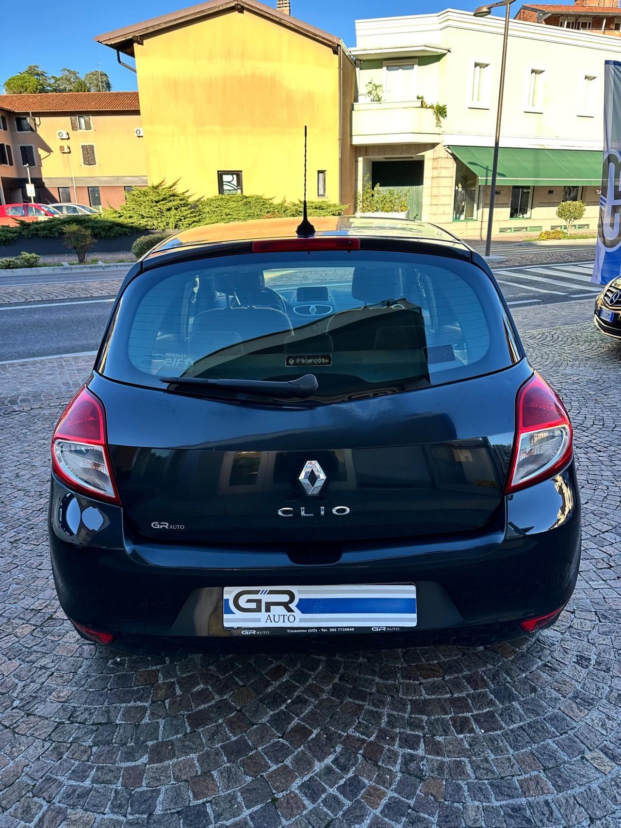 Renault Clio 1.2Bz 75Cv 5P Dynamique - Neopatentati
