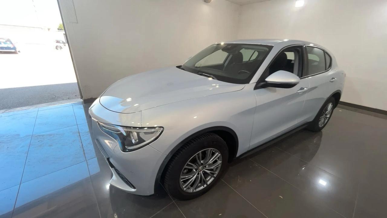 Alfa Romeo Stelvio 2.2 Turbodiesel 190 CV AT8 RWD Business