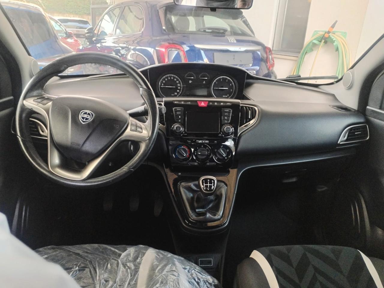 Lancia Ypsilon 1.3 MJT 16V 95 CV 5 porte S&S Platinum