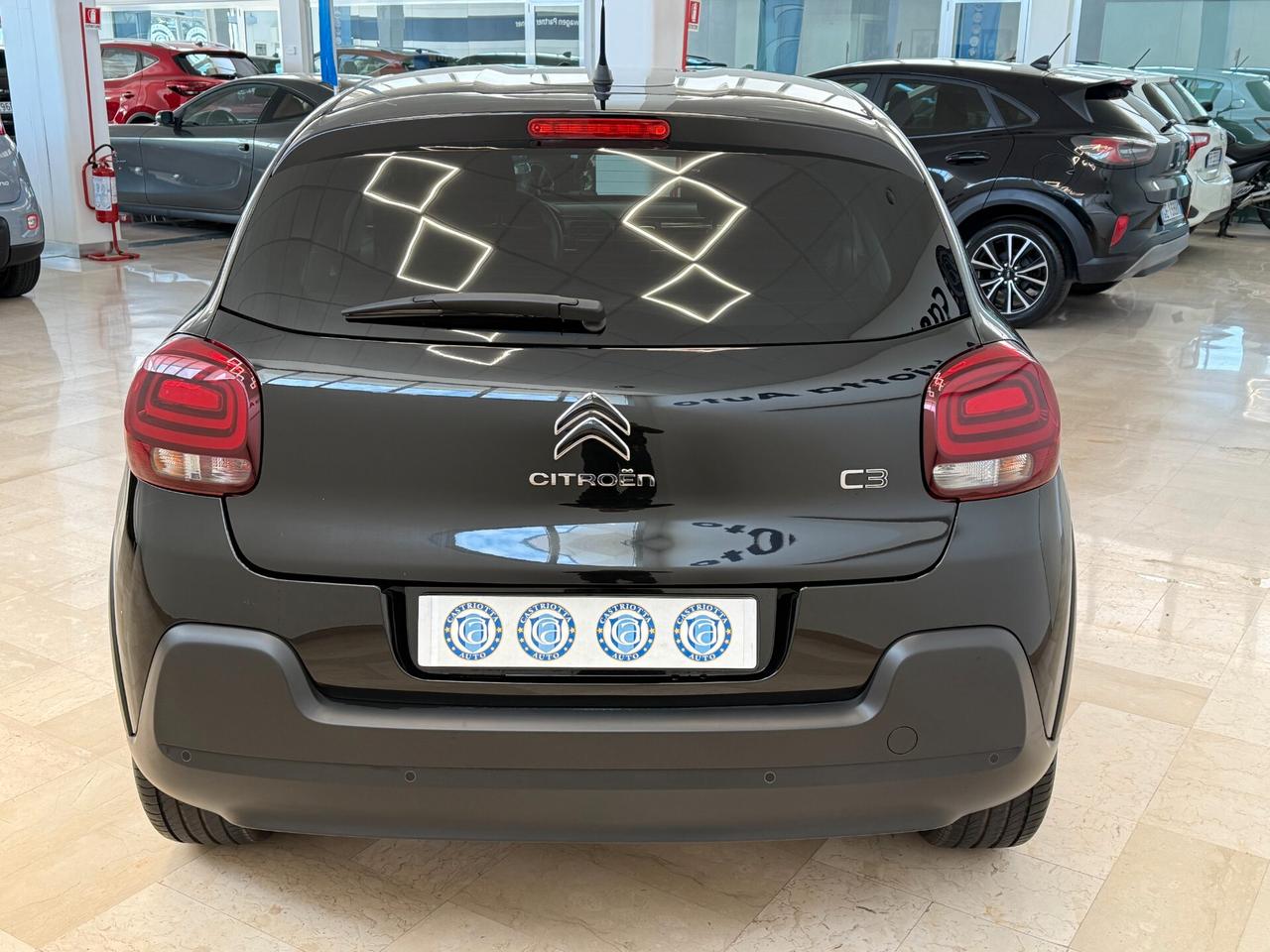 Citroen C3 1.2 puretech Max s&s 83cv