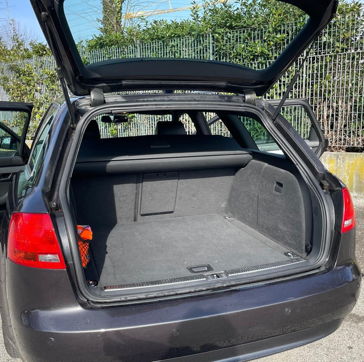 Audi A4 Avant 2.0 TDI 143CV S-Line