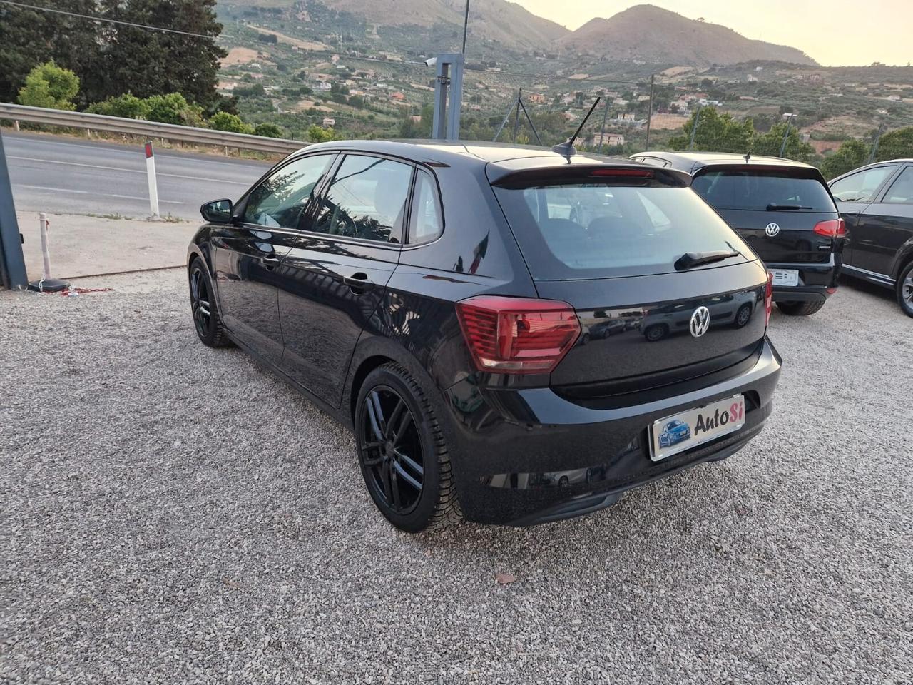 Volkswagen Polo Business 1.6 TDI 95 CV 5p. Highline BlueMotion Tech.