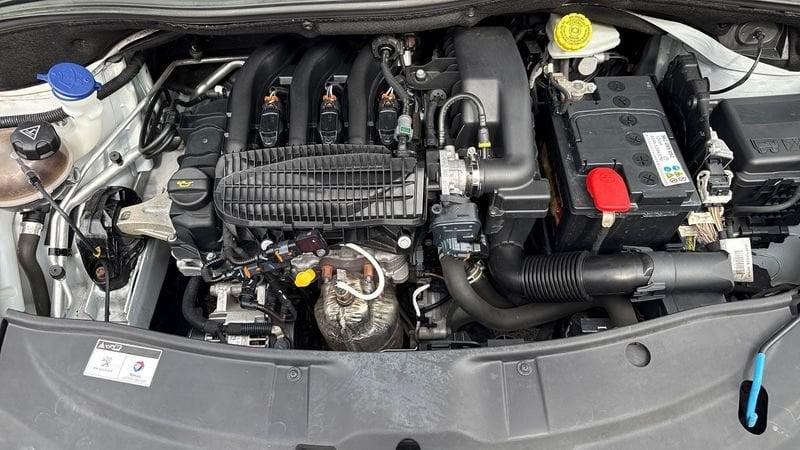 Peugeot 2008 1.2 PureTech 12v 82cv Allure E6