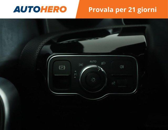 MERCEDES-BENZ CLA 180 d Automatic Premium