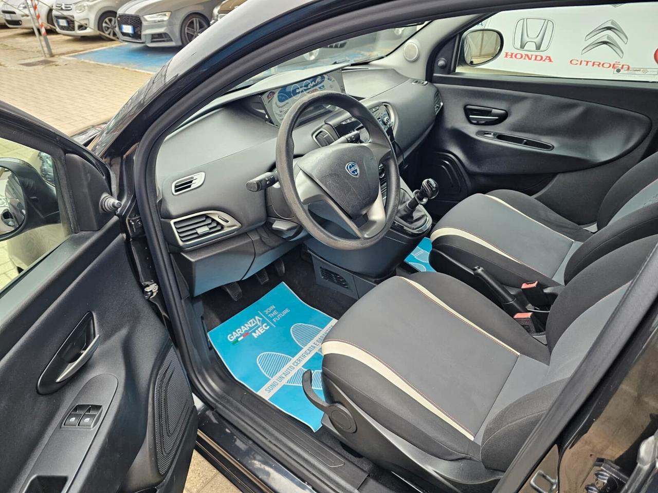 Lancia Ypsilon 1.2 69 CV 5 porte Elefantino - Unico proprietario