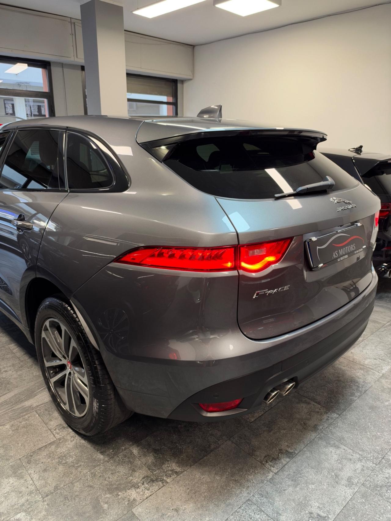 Jaguar F-Pace 2.0 D 180 CV AWD R-Sport