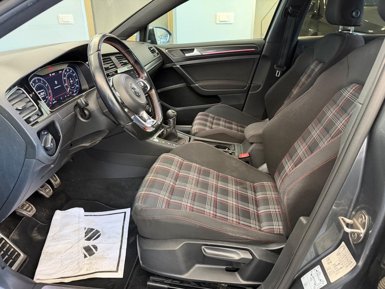 Golf GTI Performance 2.0 245 CV TSI 5p. BMT