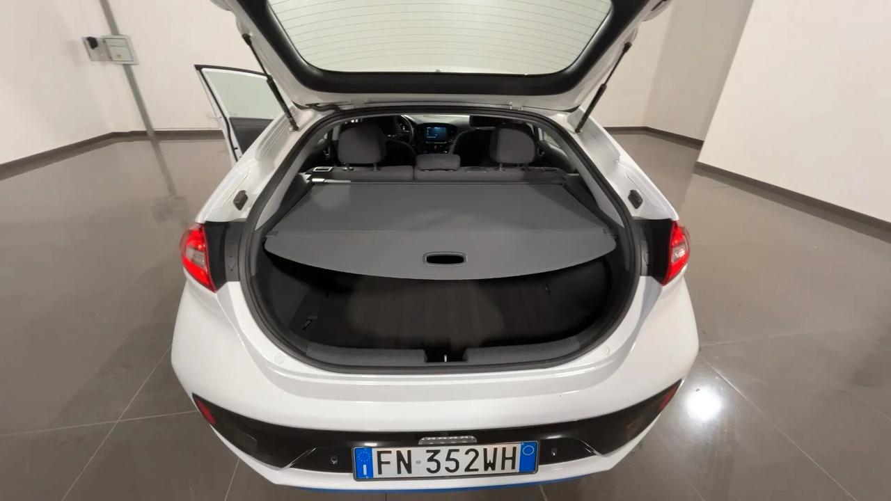 Hyundai Ioniq 1.6 Hybrid DCT Style