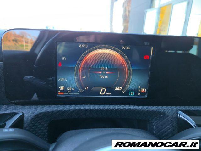 MERCEDES-BENZ A 180 d Automatic Business Pelle-Navy