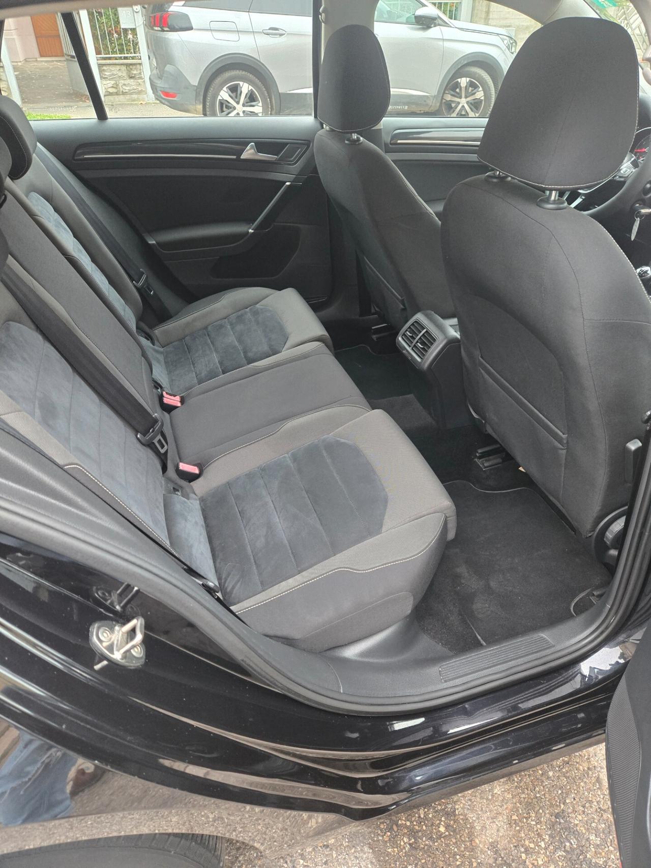 Volkswagen Golf Business 1.4 TGI 5p. Highline BlueMotion