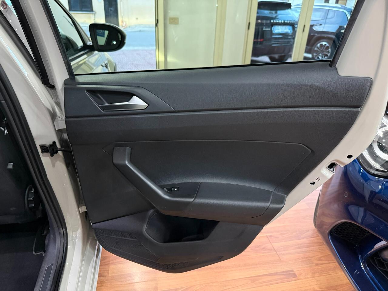 VOLKSWAGEN TAIGO 1.0 TSI 110CV DSG R-LINE - 2023