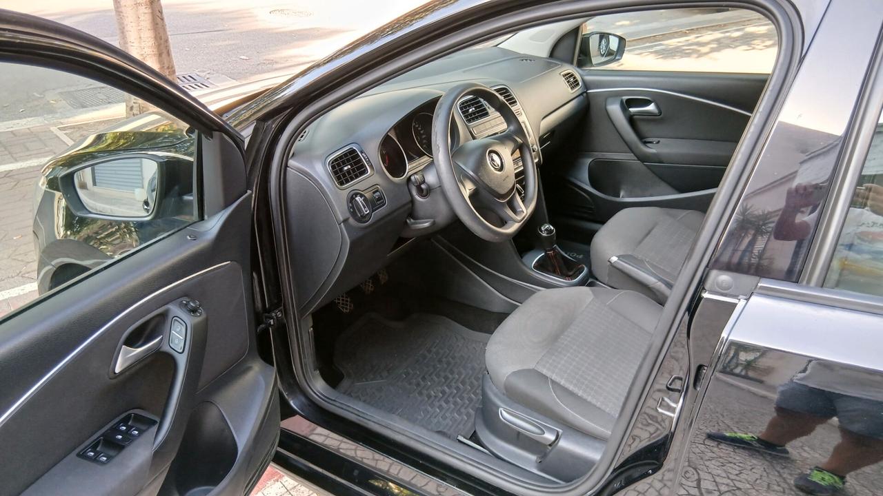 Volkswagen POLO 1.4 TDI PARI AL NUOVO