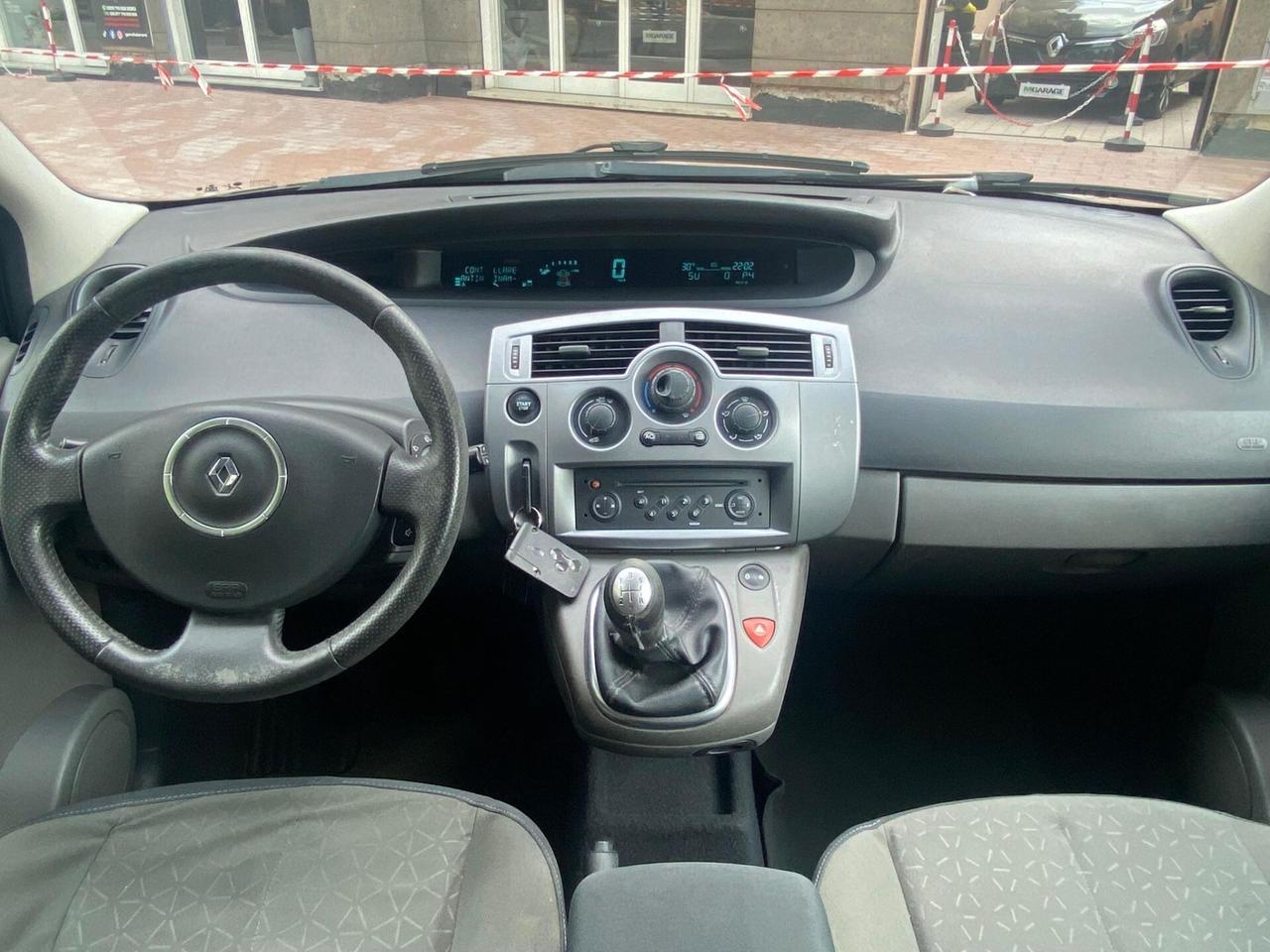 Renault Scenic Grand Scénic 1.5 dCi/105CV Serie Speciale