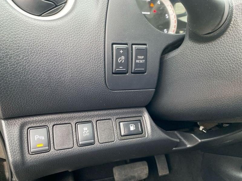 Nissan Navara 2.3 dci d.cab Tekna 4wd 190cv auto my18