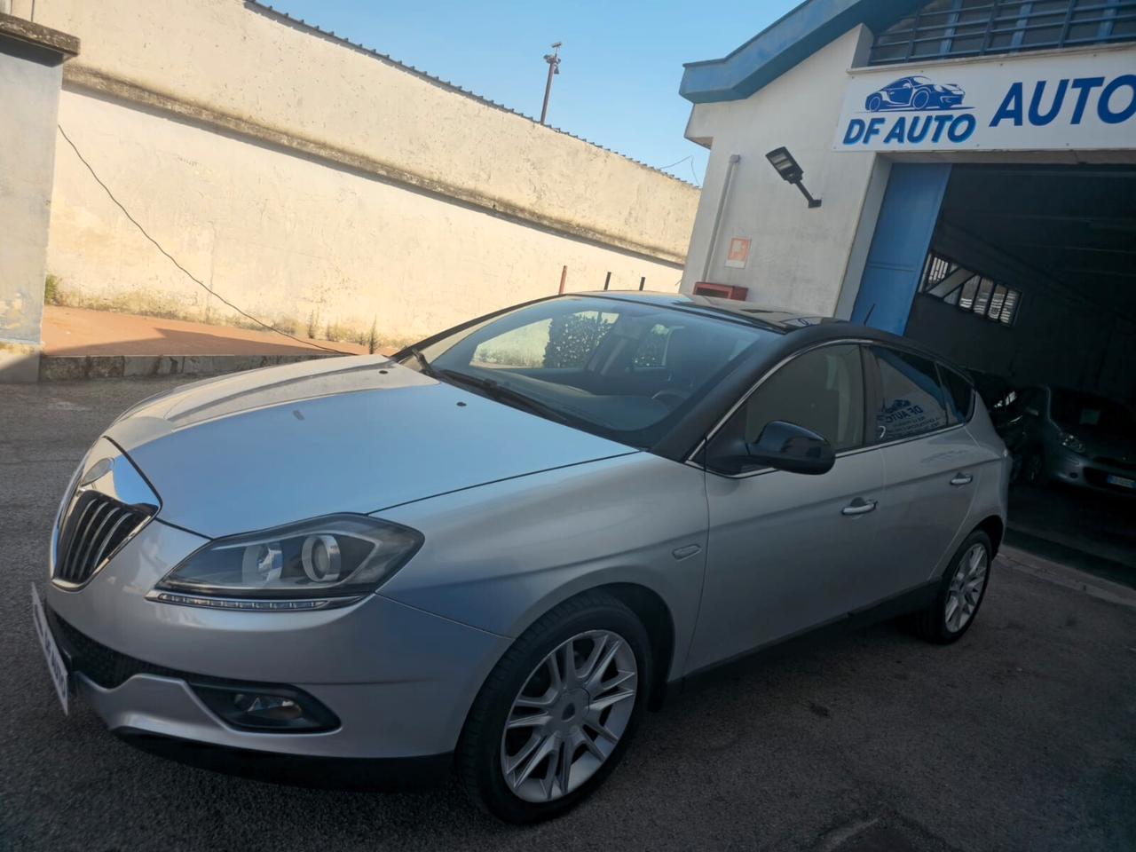 Lancia Delta 1.6 MJT DPF Platino